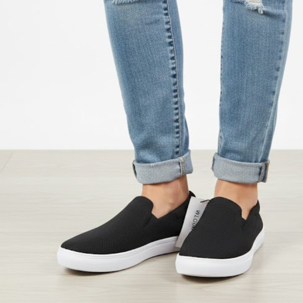 NEW! Knit Slip On Casual Sneakers Women's Size Black White